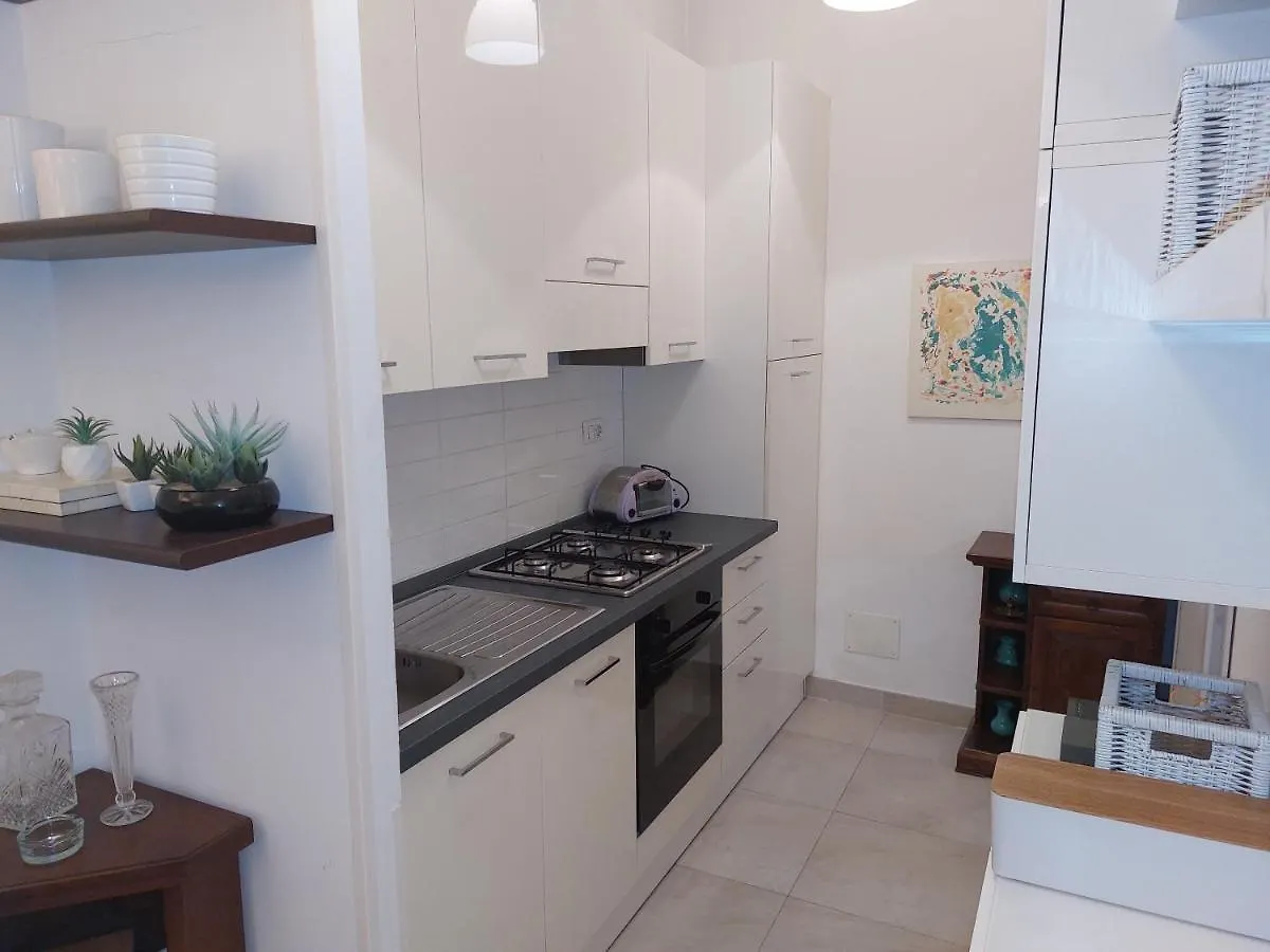 Casa Giova: Bilocale Con Balcone Al Gianicolo Apartment Rome Italy