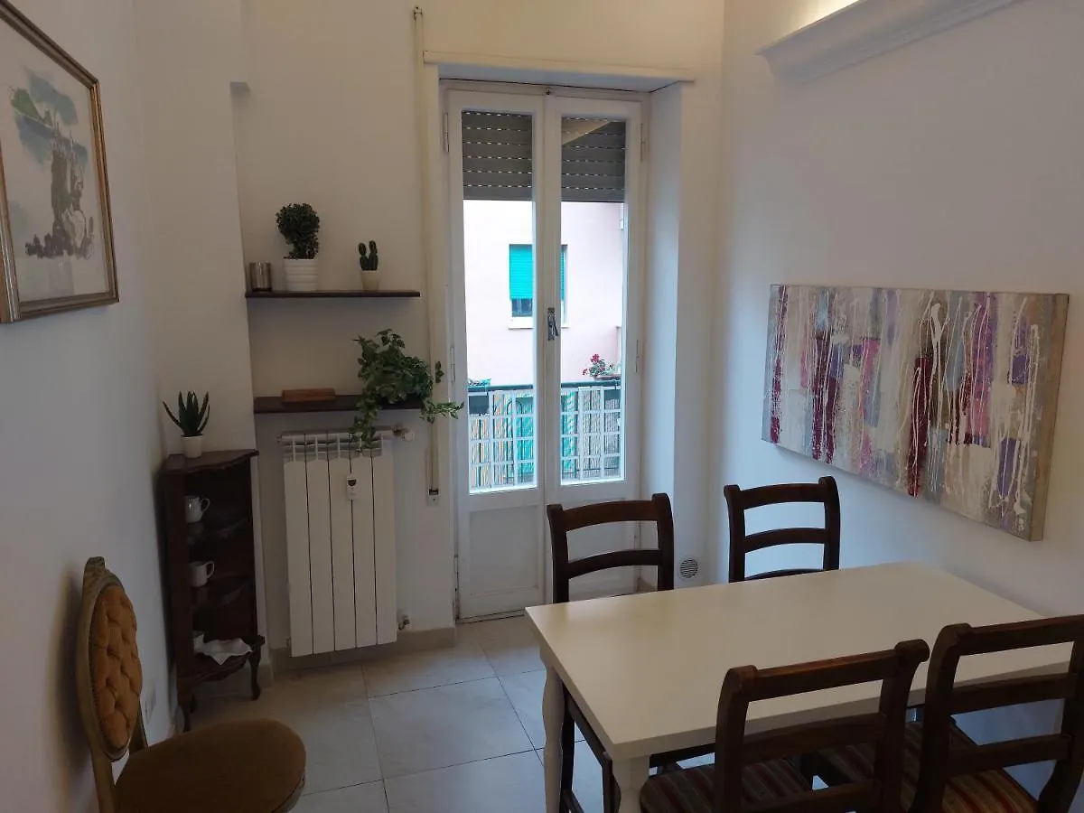 Casa Giova: Bilocale Con Balcone Al Gianicolo Apartment Rome