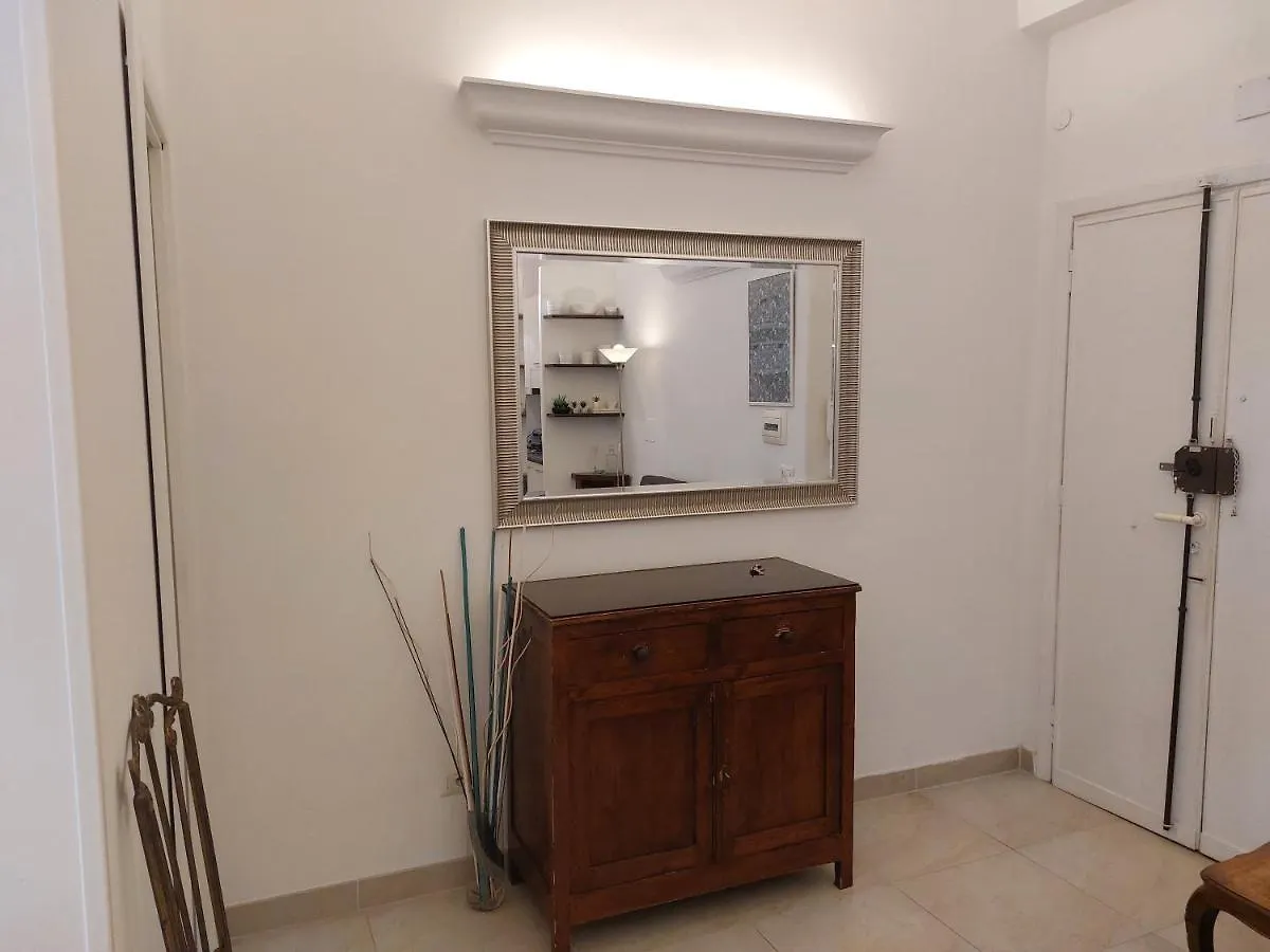 로마 Casa Giova: Bilocale Con Balcone Al Gianicolo 아파트